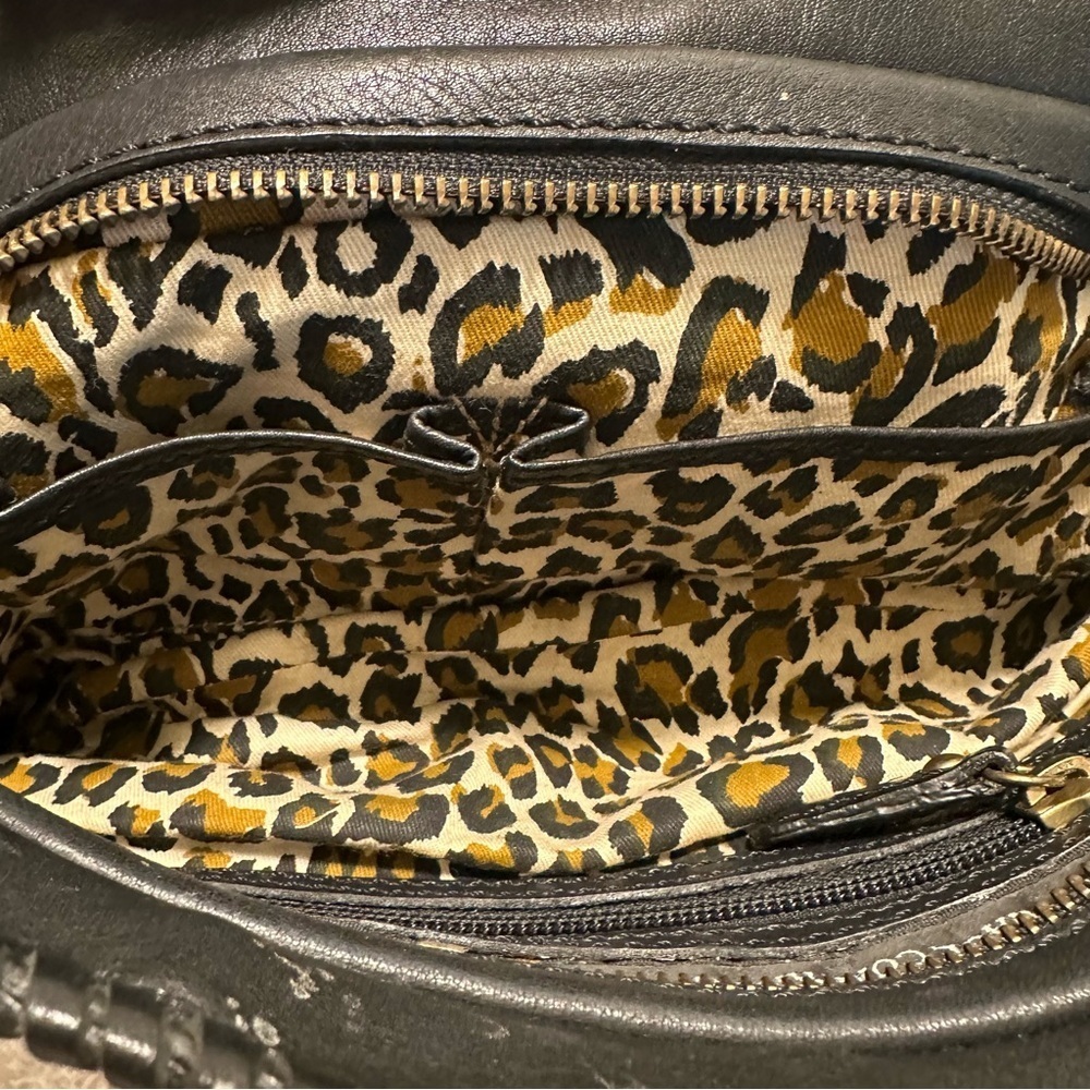 Woven Leather Clever Carriage Black and Brown Woven Leather Shoulder Bag Clutch - Picture 6 of 11